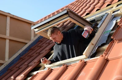 Pose de fenêtres de toit Velux à Lespiteau